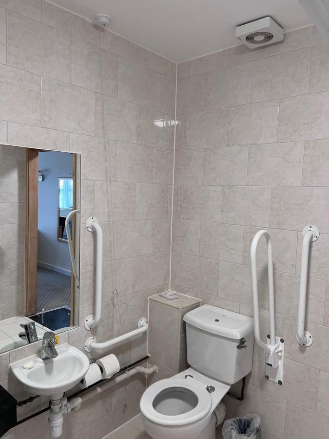 The Wiltshire Hotel, Golf And Leisure Resort Swindon Dış mekan fotoğraf